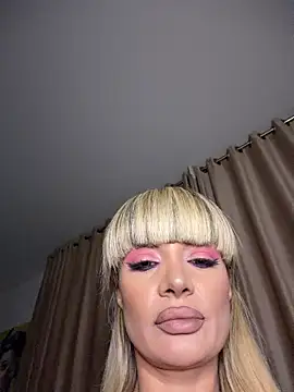 BOO D online show from 12, 11, 2025