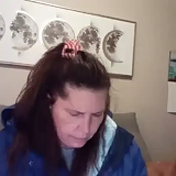 petalsexy online show from 4, 12, 2025