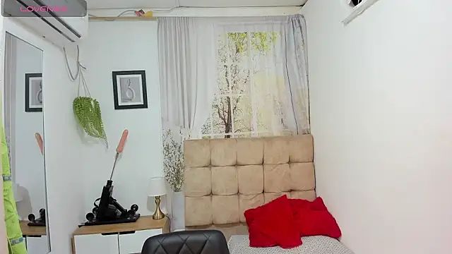 Vanessa Jenner online show from 24, 3, 2026