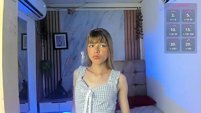 Snapshot of Vanessa_Jenner chatting on 21, 5, 2026 Vanessa Jenner online show from 21, 5, 2026
