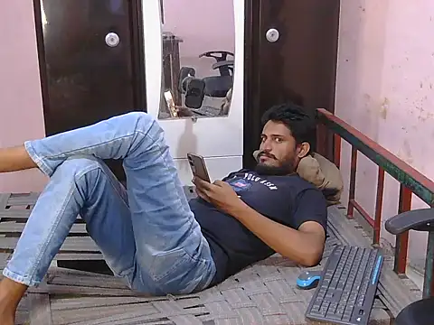 krishjaat43 online show from 12, 4, 2026