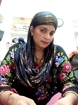 Snapshot of Chhaya_hot chatting on 6, 10, 2025 Chhaya hot online show from 6, 10, 2025