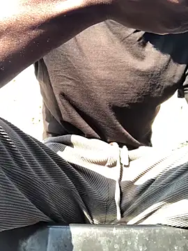 Snapshot of cuminsidebby chatting on 6, 11, 2025 cuminsidebby online show from 6, 11, 2025