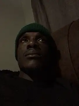 Snapshot of cuminsidebby chatting on 6, 11, 2025 cuminsidebby online show from 6, 11, 2025