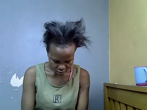 Snapshot of Sweetlanah chatting on 7, 10, 2025 Sweetlanah online show from 7, 10, 2025