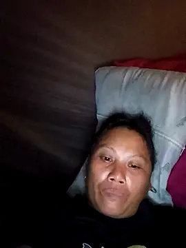 Snapshot of Bibilenu chatting on 12, 9, 2025 Bibilenu online show from 12, 9, 2025