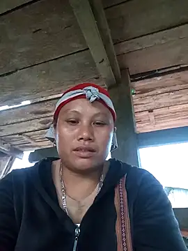 Snapshot of Bibilenu chatting on 4, 10, 2025 Bibilenu online show from 4, 10, 2025