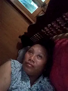 Snapshot of Bibilenu chatting on 6, 10, 2025 Bibilenu online show from 6, 10, 2025