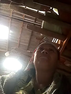 Snapshot of Bibilenu chatting on 28, 11, 2025 Bibilenu online show from 28, 11, 2025