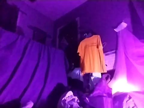 Snapshot of kaylikinky chatting on 13, 10, 2025 kaylikinky online show from 13, 10, 2025