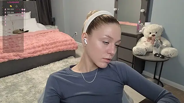 Snapshot of DariFlexy chatting on 28, 9, 2025 DariFlexy online show from 28, 9, 2025