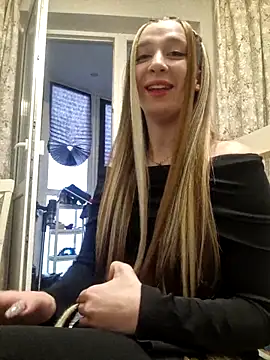 Snapshot of yourfavpsy_ chatting on 20, 11, 2025 yourfavpsy online show from 20, 11, 2025