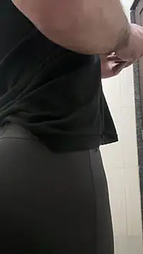 Snapshot of FitNhot_sam chatting on 23, 11, 2025 FitNhot sam online show from 23, 11, 2025