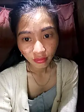 Snapshot of Phuongphuongg chatting on 1, 10, 2025 Phuongphuongg online show from 1, 10, 2025