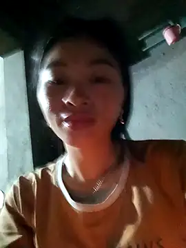 Snapshot of Phuongphuongg chatting on 10, 10, 2025 Phuongphuongg online show from 10, 10, 2025