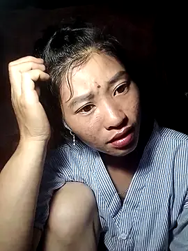 Snapshot of Phuongphuongg chatting on 14, 10, 2025 Phuongphuongg online show from 14, 10, 2025