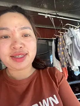 Nhung584 online show from 3, 10, 2025