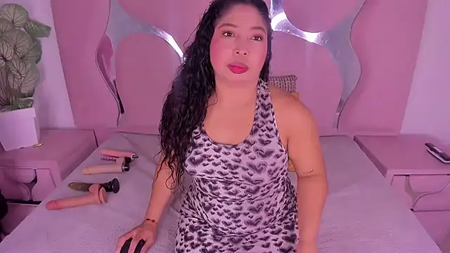 Snapshot of eithanasm chatting on 7, 11, 2025 eithanasm online show from 7, 11, 2025