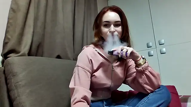 Requellia online show from 4, 10, 2025