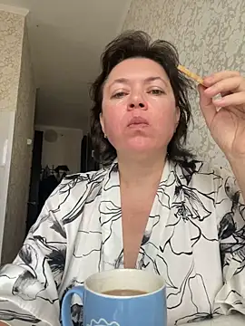 Kiravix online show from 6, 11, 2025