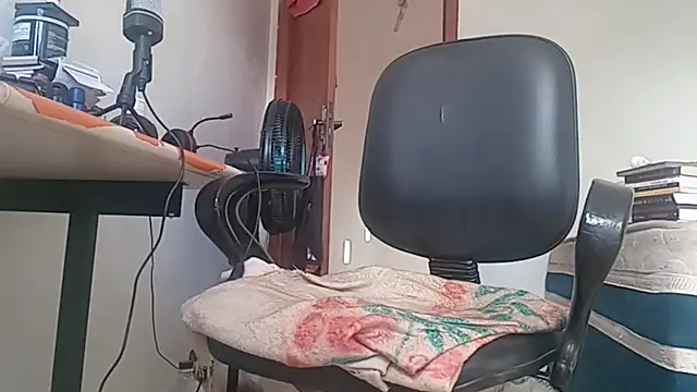 Snapshot of greatbrnrd chatting on 24, 9, 2025 greatbrnrd online show from 24, 9, 2025