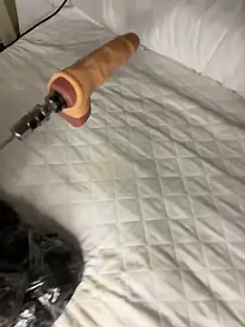 Snapshot of Ozge-SluttyScream69 chatting on 1, 11, 2025 Ozge-SluttyScream69 online show from 1, 11, 2025