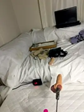 Snapshot of Ozge-SluttyScream69 chatting on 24, 11, 2025 Ozge-SluttyScream69 online show from 24, 11, 2025