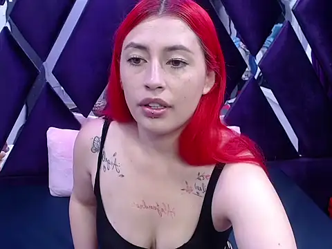 Snapshot of Melody_Klum_ chatting on 10, 10, 2025 Melody Klum online show from 10, 10, 2025