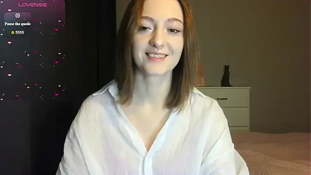 white liillyy online show from 23, 3, 2026