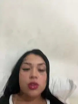 Snapshot of Babebommer chatting on 14, 10, 2025 Babebommer online show from 14, 10, 2025