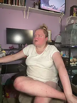 KadiSparkle online show from 18, 9, 2025