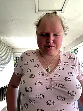 KadiSparkle online show from 26, 9, 2025