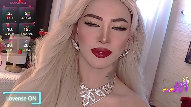 Snapshot of Your_valentina_goddess chatting on 5, 10, 2025 Your valentina goddess online show from 5, 10, 2025