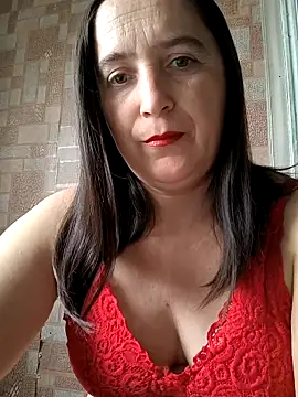 Snapshot of EvelinCutex chatting on 6, 10, 2025 EvelinCutex online show from 6, 10, 2025