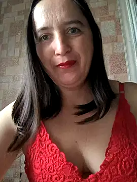 Snapshot of EvelinCutex chatting on 8, 10, 2025 EvelinCutex online show from 8, 10, 2025