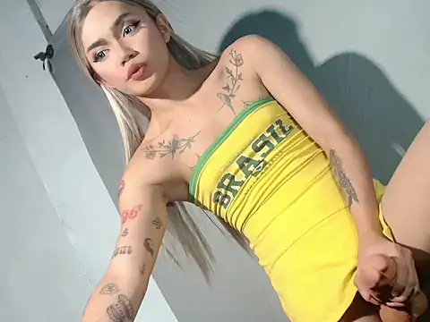 hugecockbabe online show from 26, 3, 2026