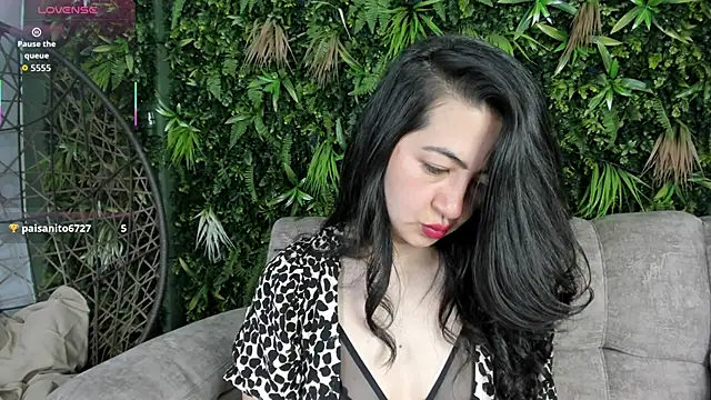 Saya Amaretto1 online show from 11, 9, 2025