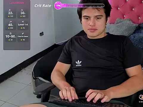 Snapshot of invincible200 chatting on 5, 11, 2025 invincible200 online show from 5, 11, 2025