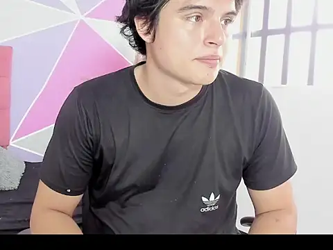 Snapshot of invincible200 chatting on 26, 11, 2025 invincible200 online show from 26, 11, 2025