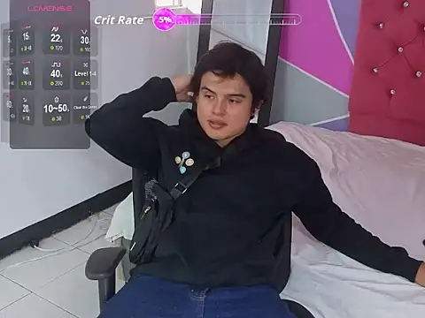 Snapshot of invincible200 chatting on 30, 11, 2025 invincible200 online show from 30, 11, 2025