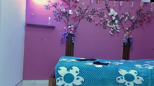 skinnybarbie022 online show from 3, 10, 2025