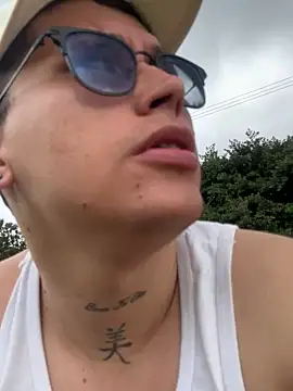 Kurtxxx22 online show from 5, 2, 2026