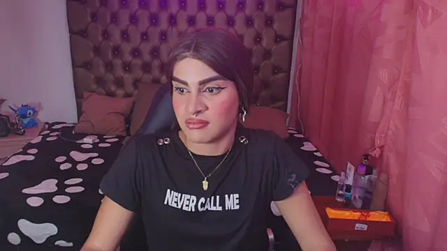 lailahdark online show from 20, 11, 2025