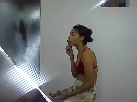 Snapshot of MeganAndMax@xh chatting on 14, 9, 2025 MeganAndMaxxh online show from 14, 9, 2025