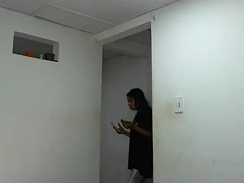 Snapshot of MeganAndMax@xh chatting on 4, 10, 2025 MeganAndMaxxh online show from 4, 10, 2025