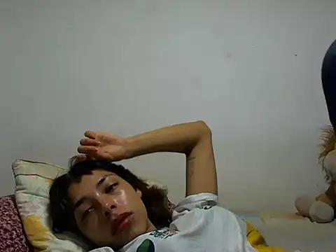 Snapshot of MeganAndMax@xh chatting on 19, 10, 2025 MeganAndMaxxh online show from 19, 10, 2025