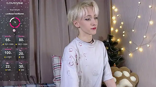 Snapshot of NextVibe_ chatting on 18, 12, 2025 NextVibe online show from 18, 12, 2025