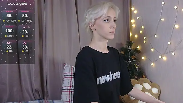 Snapshot of NextVibe_ chatting on 20, 12, 2025 NextVibe online show from 20, 12, 2025