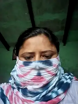 Snapshot of Sexey-Rani chatting on 22, 10, 2025 Sexey-Rani online show from 22, 10, 2025