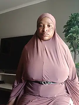 Sweetbxxx24 online show from 13, 7, 2026